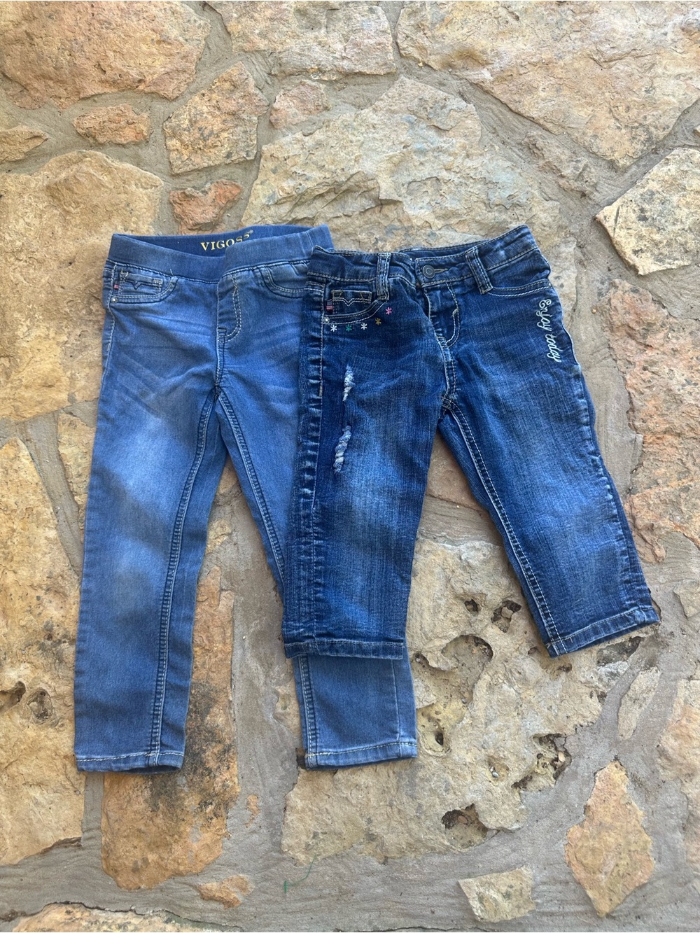 Vigoss Girls Jeans Bundle 2 Pairs Size 4T